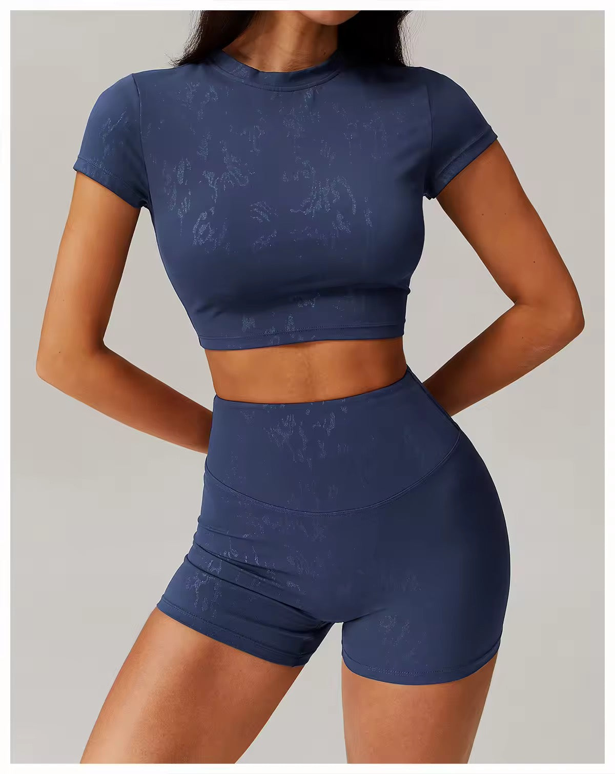 Dajana Elastic Crop Top