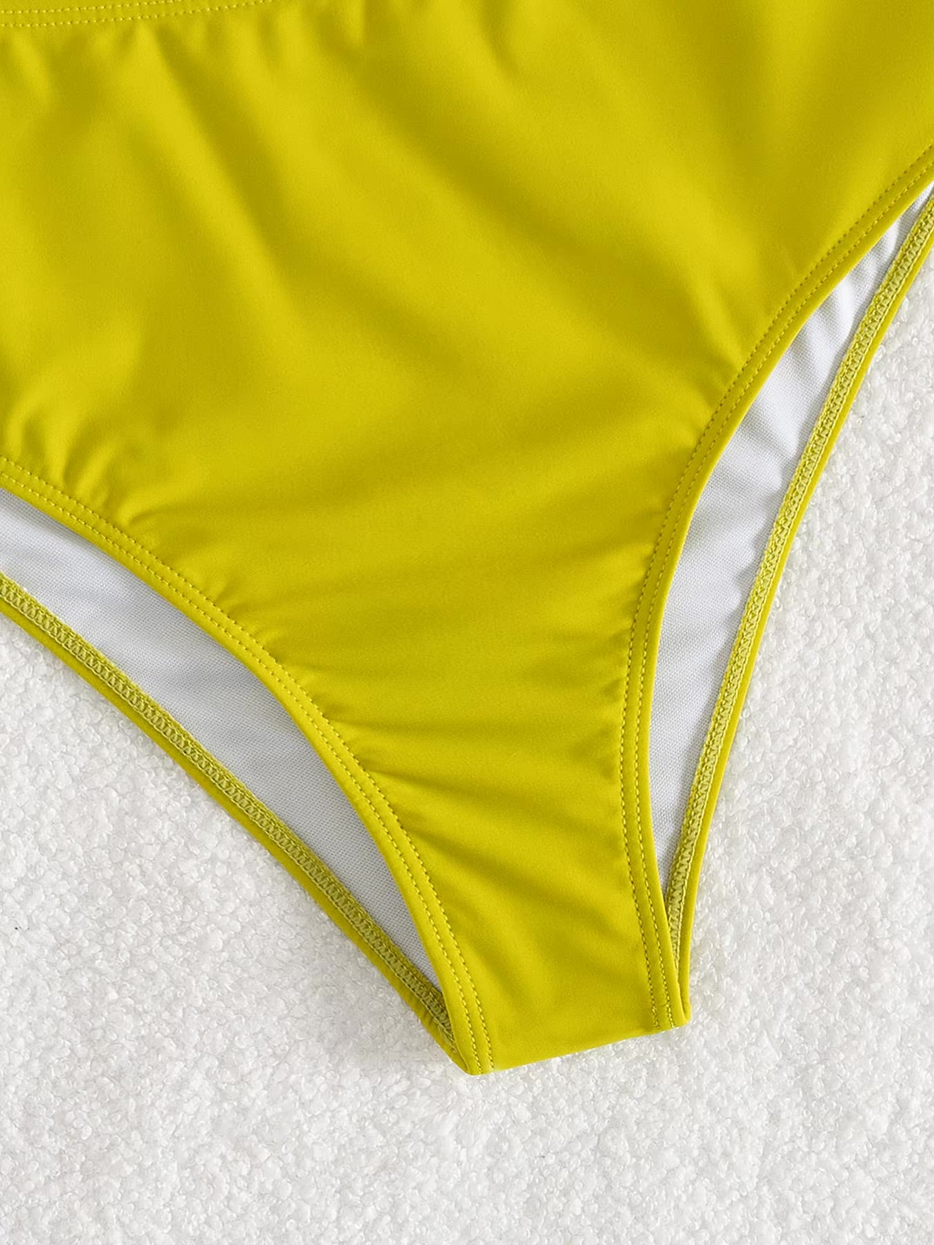 Asia Bikini/Swimsuit Set