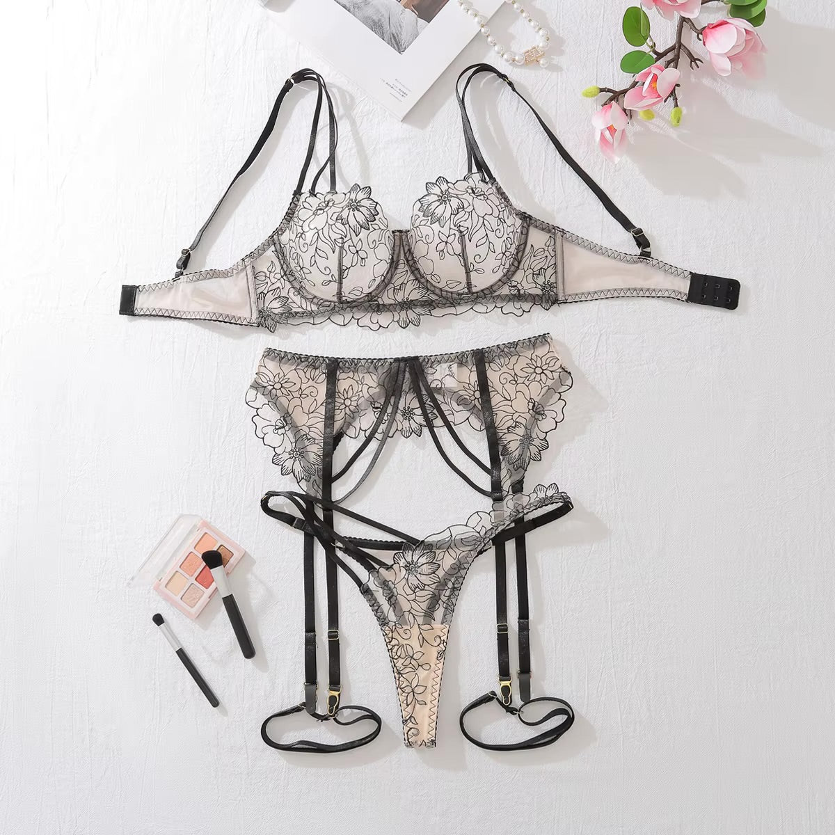 Lingerie Foteini