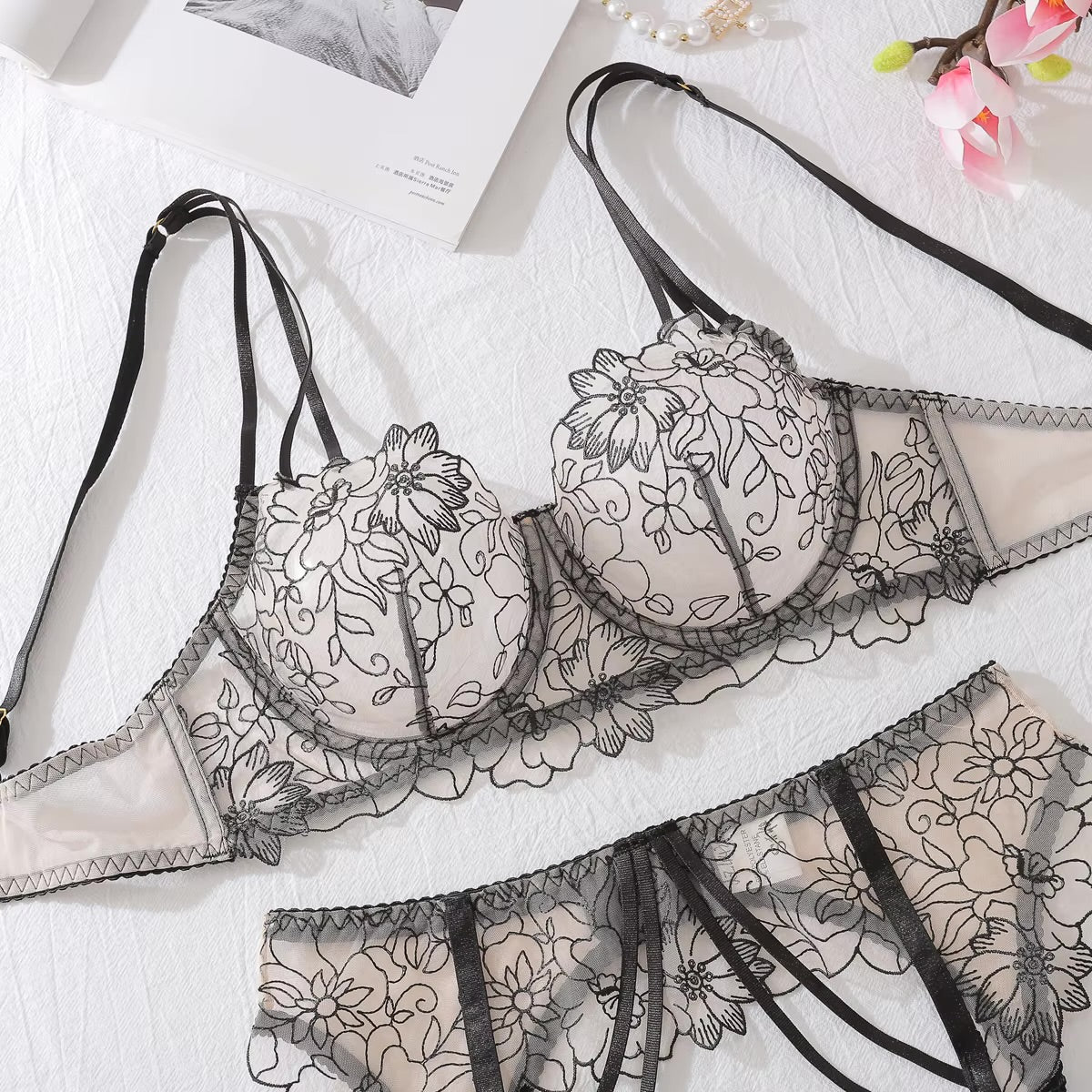 Lingerie Foteini