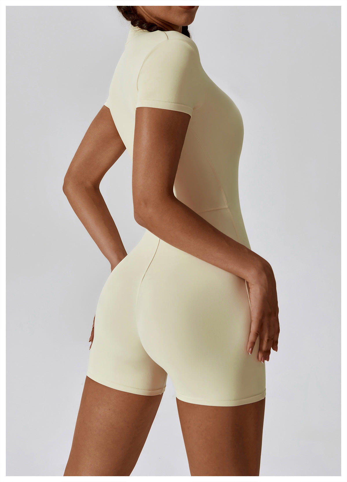 Comino Zipper Short Sleeve Yoga Bodysuit