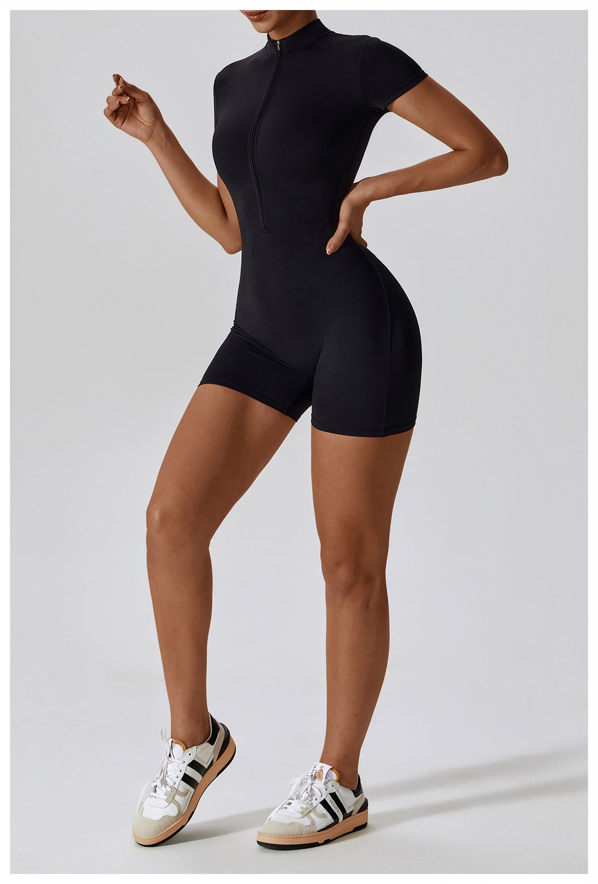 Comino Zipper Short Sleeve Yoga Bodysuit