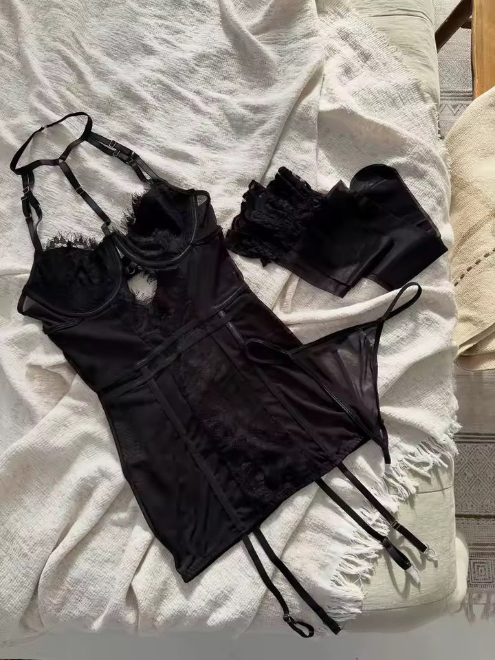 Lingerie Nicki