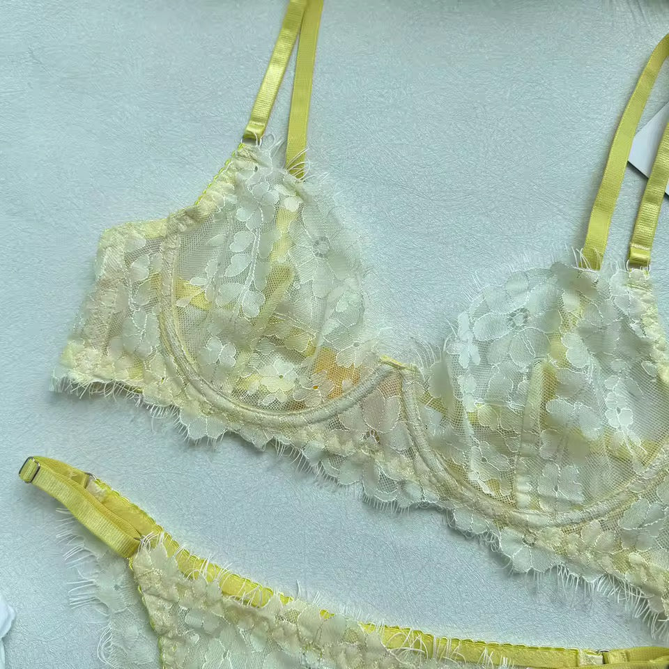 Lingerie Yellow