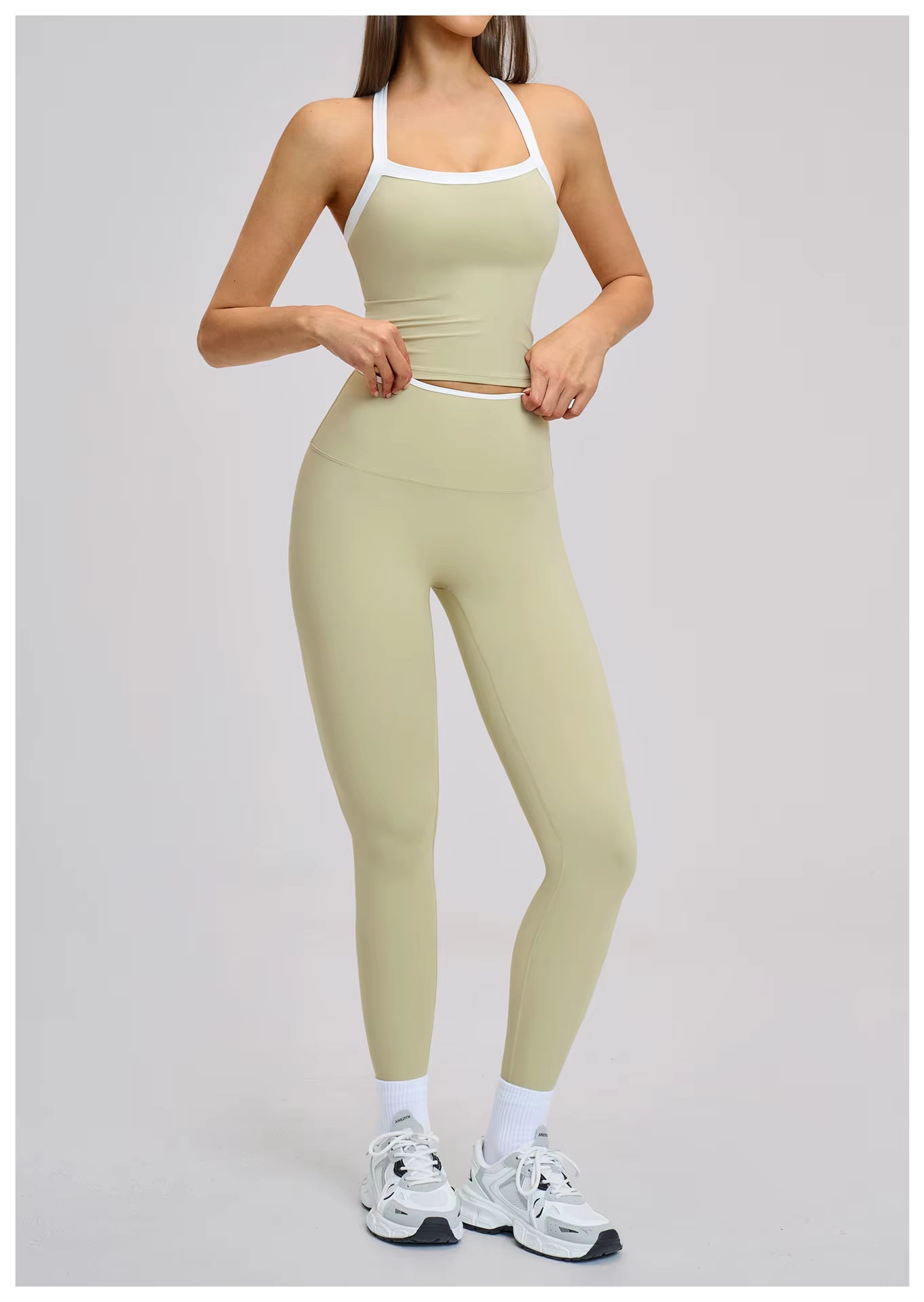 Mila 2-Piece Women’s Tracksuit Set