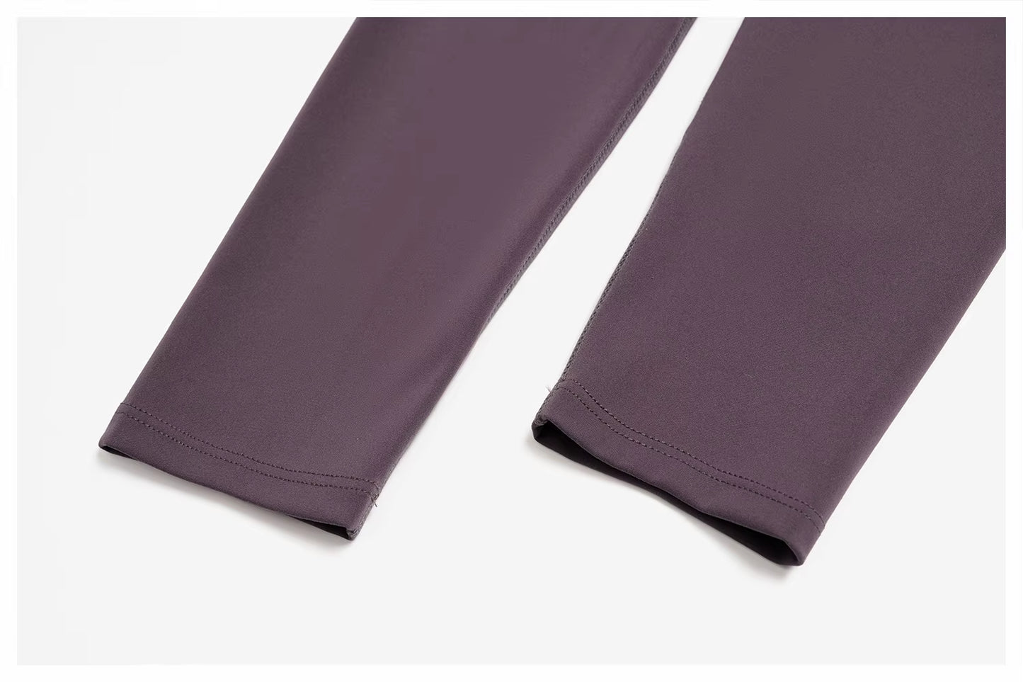 Zoë 2-Piece Women’s Workout Set