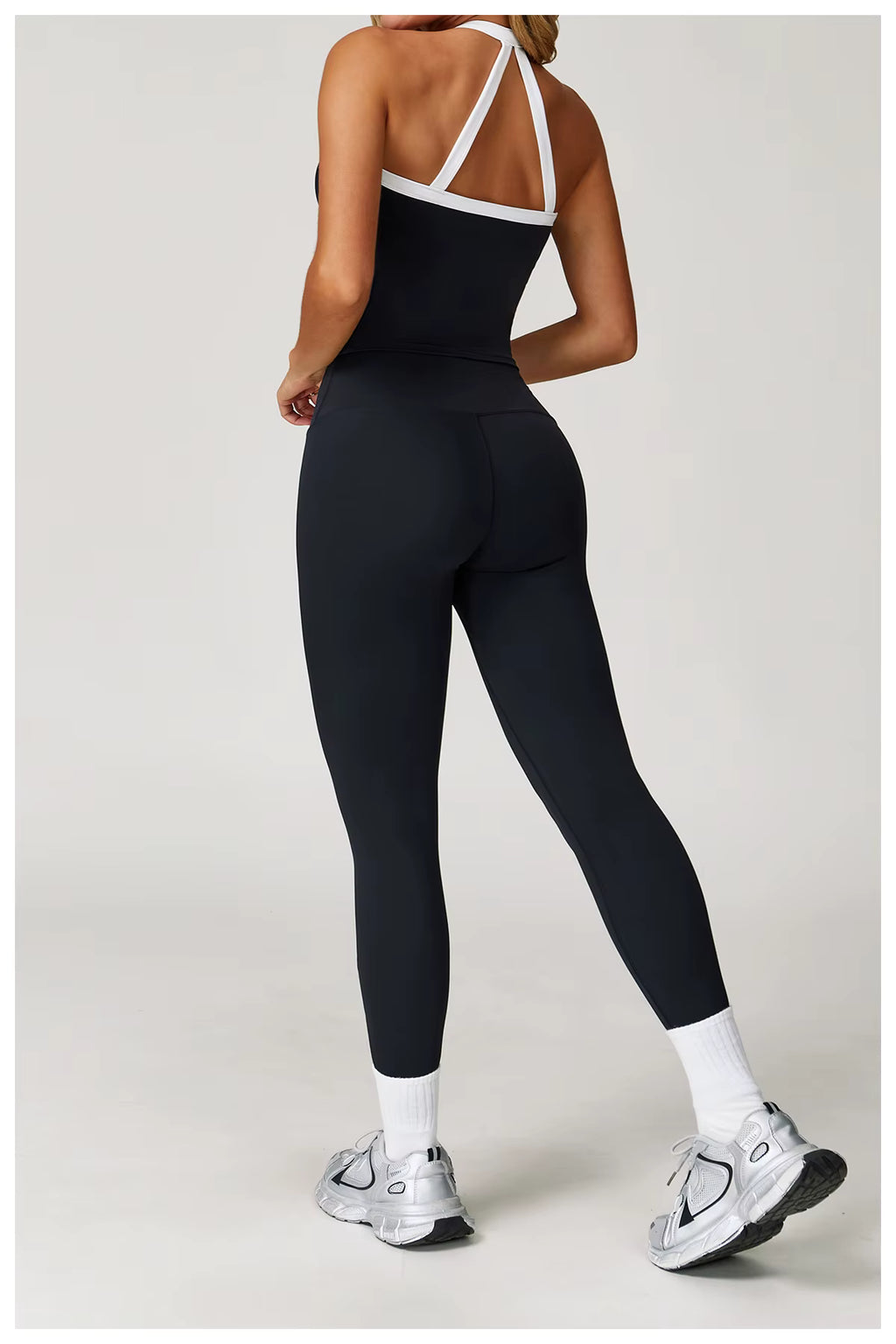 Mila 2-Piece Women’s Tracksuit Set