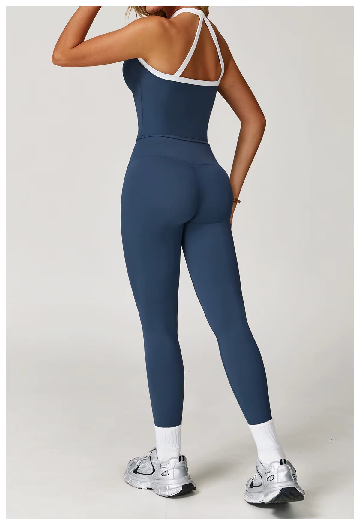 Mila 2-Piece Women’s Tracksuit Set