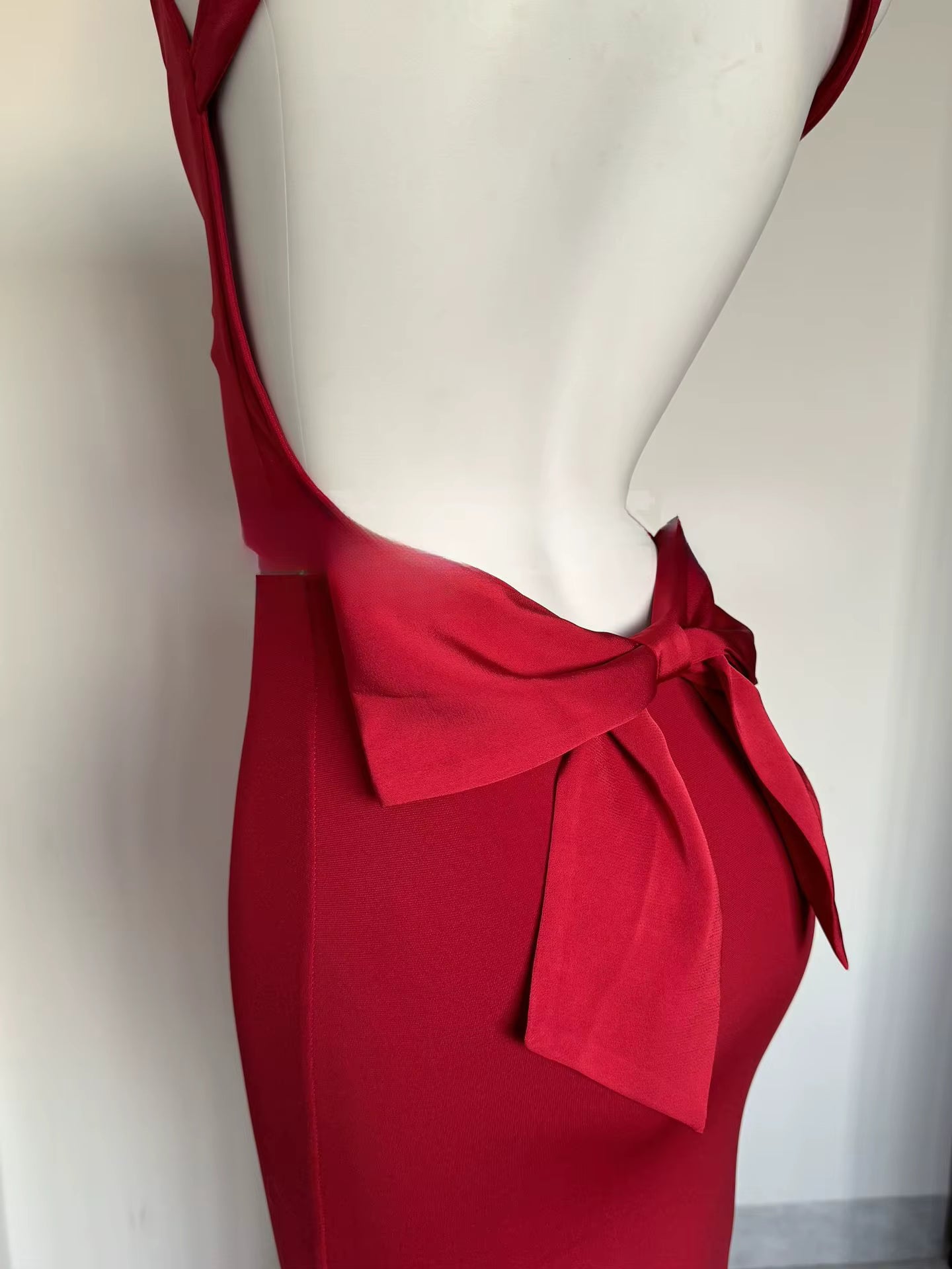 Boss Babe Sexy Big Bow Backless Gala Dress