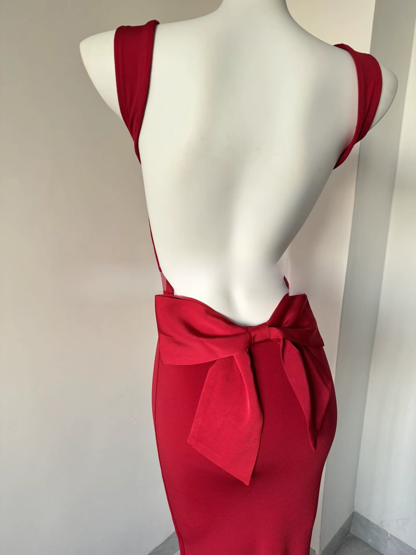 Boss Babe Sexy Big Bow Backless Gala Dress