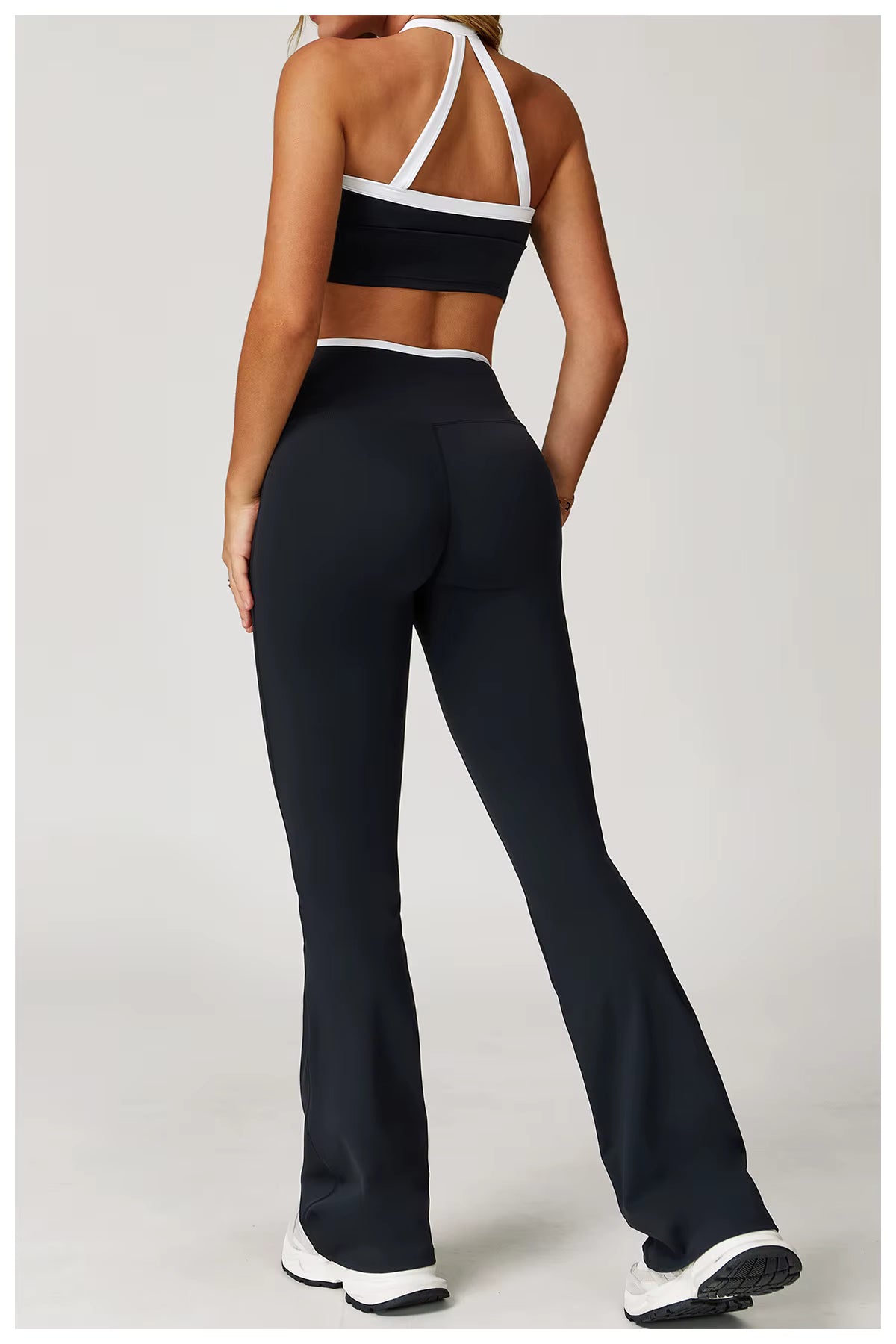 Mila 2-Piece Women’s Tracksuit Set