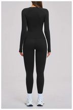 Zoë 2-Piece Women’s Workout Set