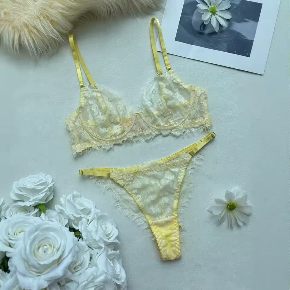 Lingerie Yellow
