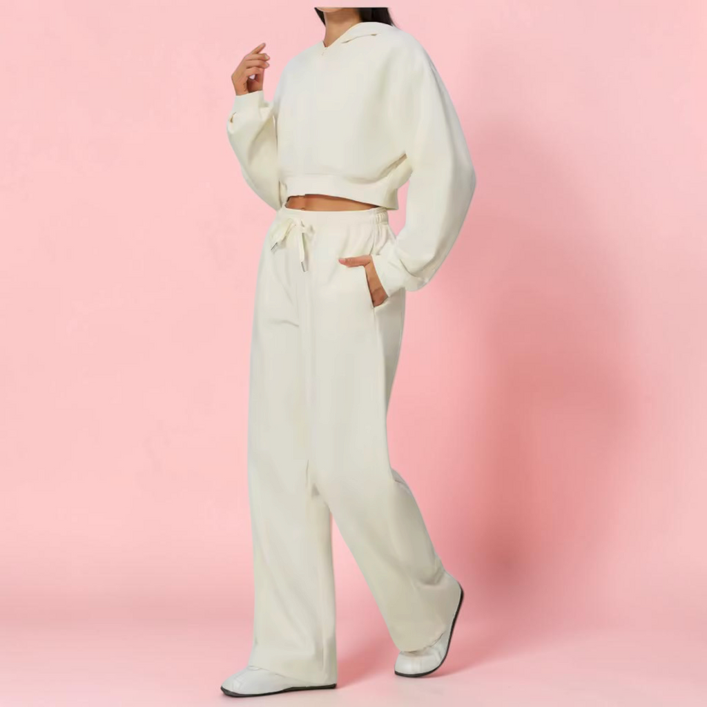 Aila Crop top Hoodie & Pants