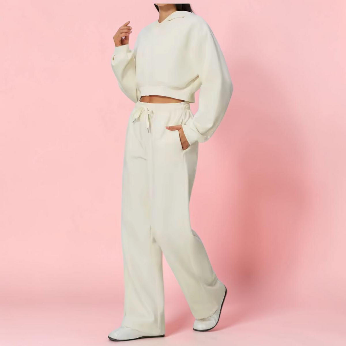 Aila Crop top Hoodie & Pants