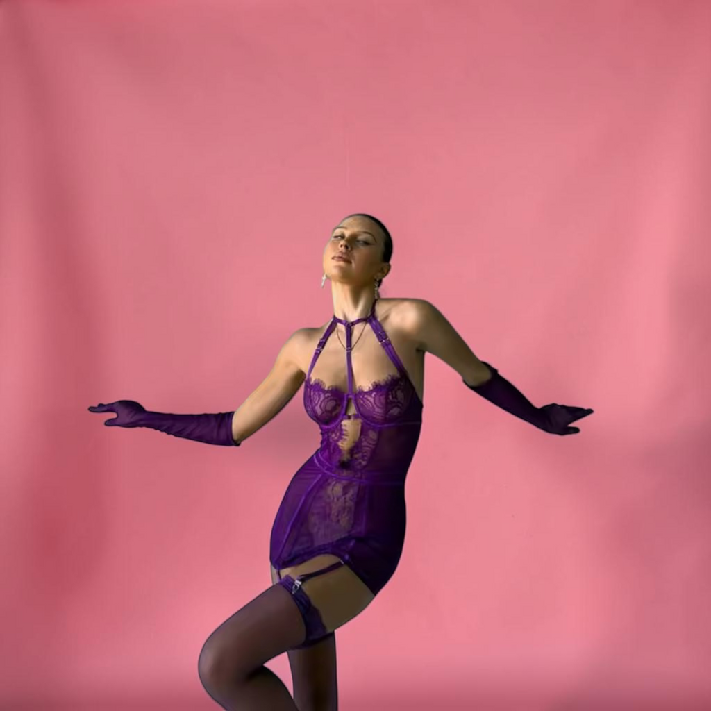 Lingerie Nicki