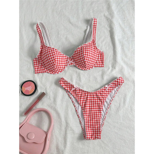 Valeria Bikini