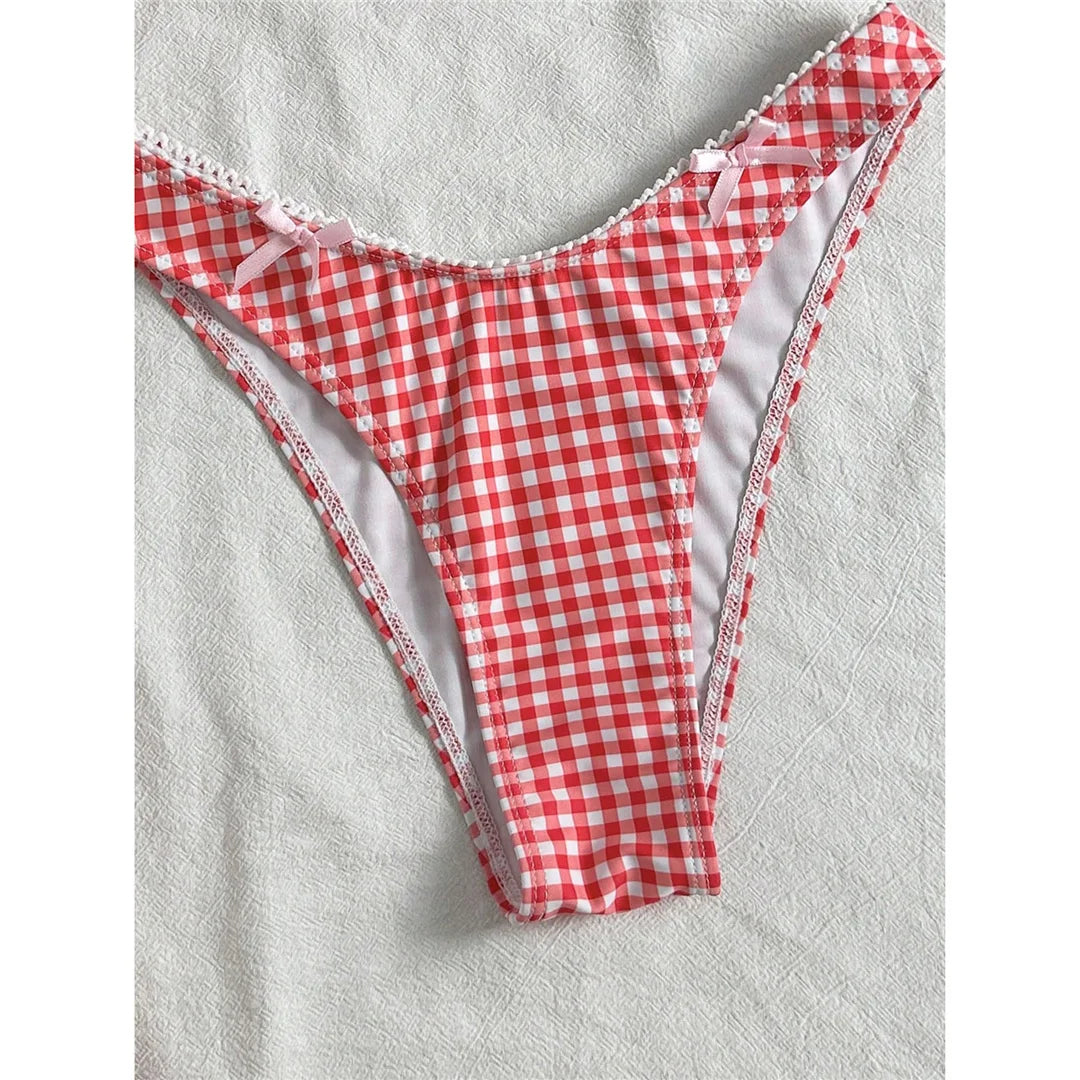 Valeria Bikini